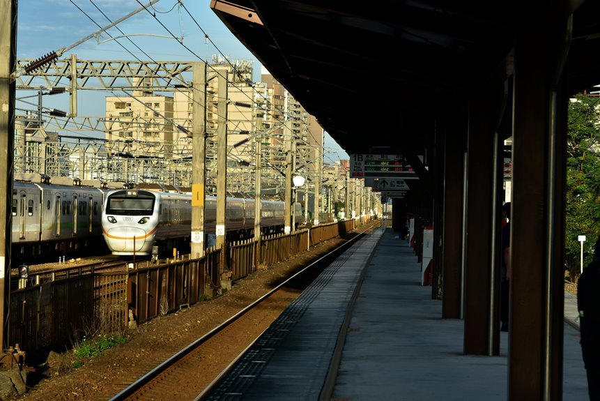 professional online hub platform